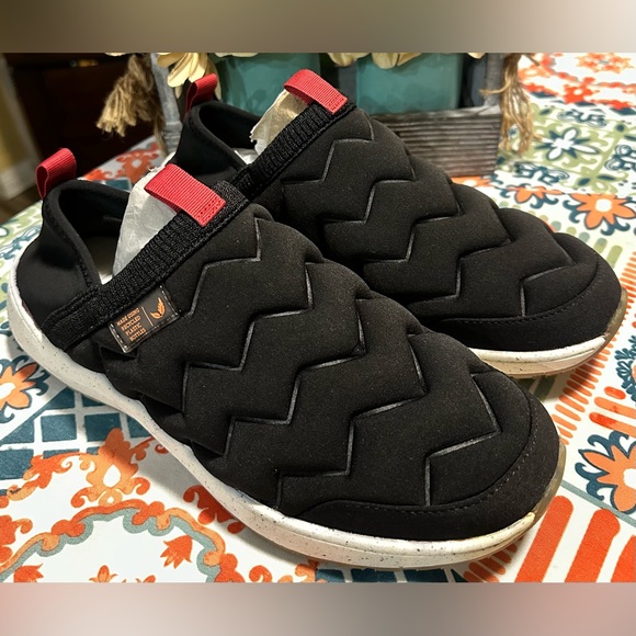 Dr. Scholl's Men's Home and Out Slipper Black Color Size 9.5M, Brand new - Picture 3 of 7